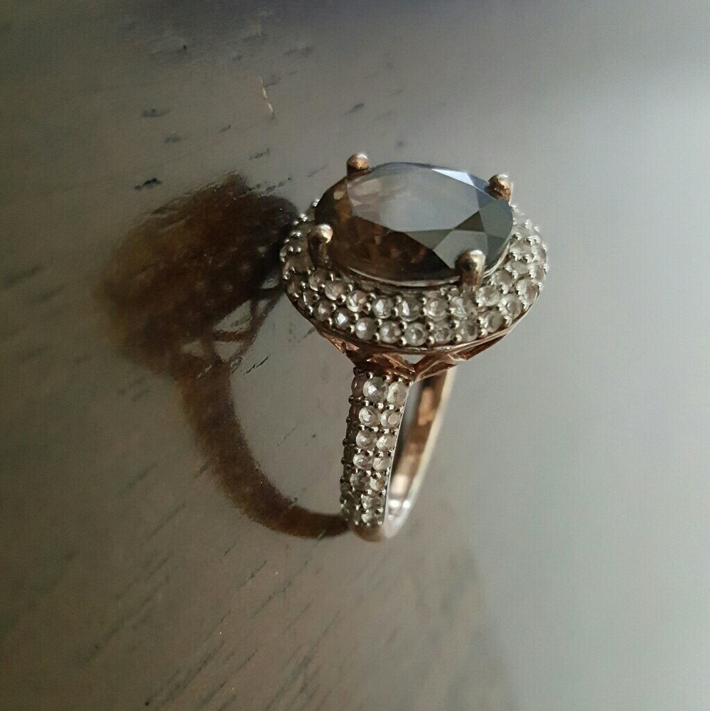 Size 8 ring