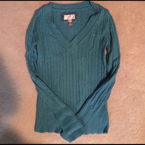 AE v neck long sleeve sweater
