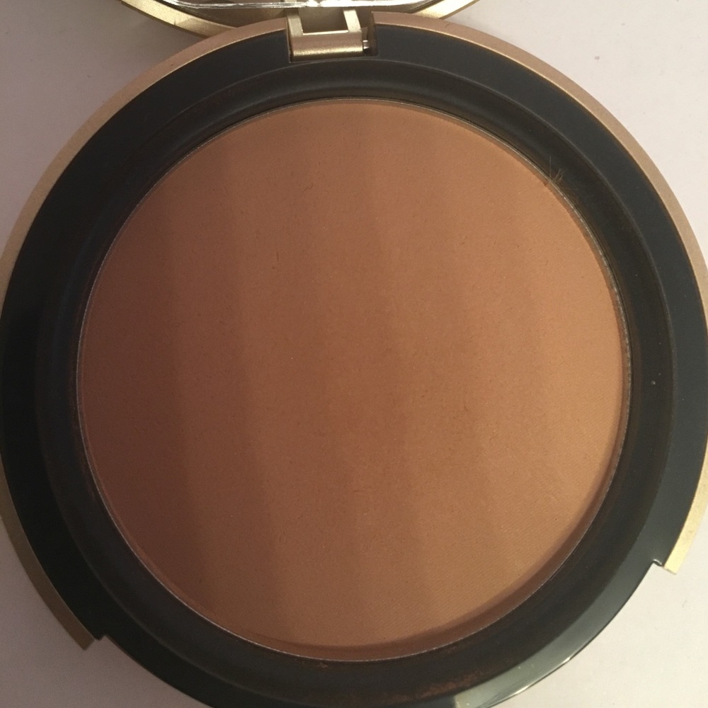 Too Faced Milk Chocolate Soleil Bronzer