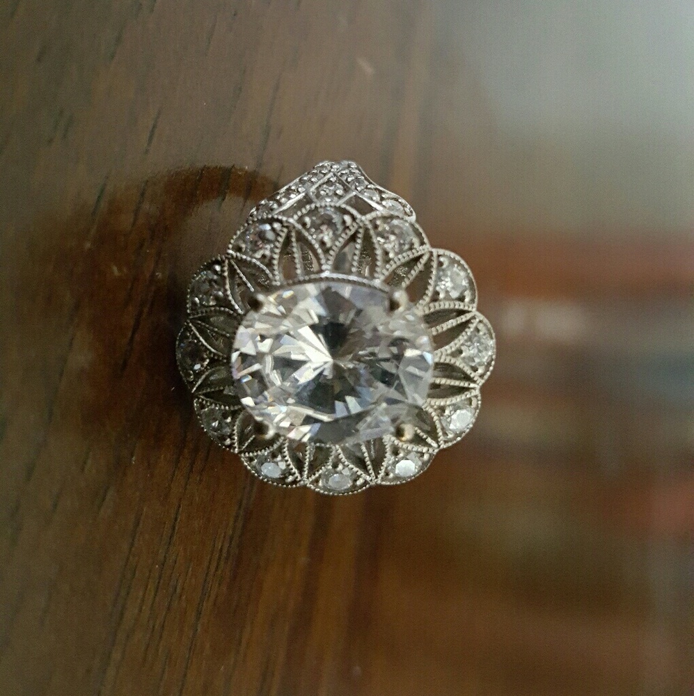 Cocktail ring