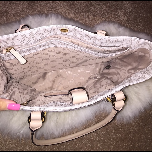 Michael Kors Jet Set XS Carryall Handbag: Light Cream Multi  MK purse