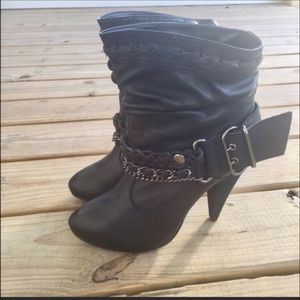 Naughty Monkey Black Heeled Boots 7