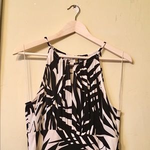 Chic maxi-dress, floor length