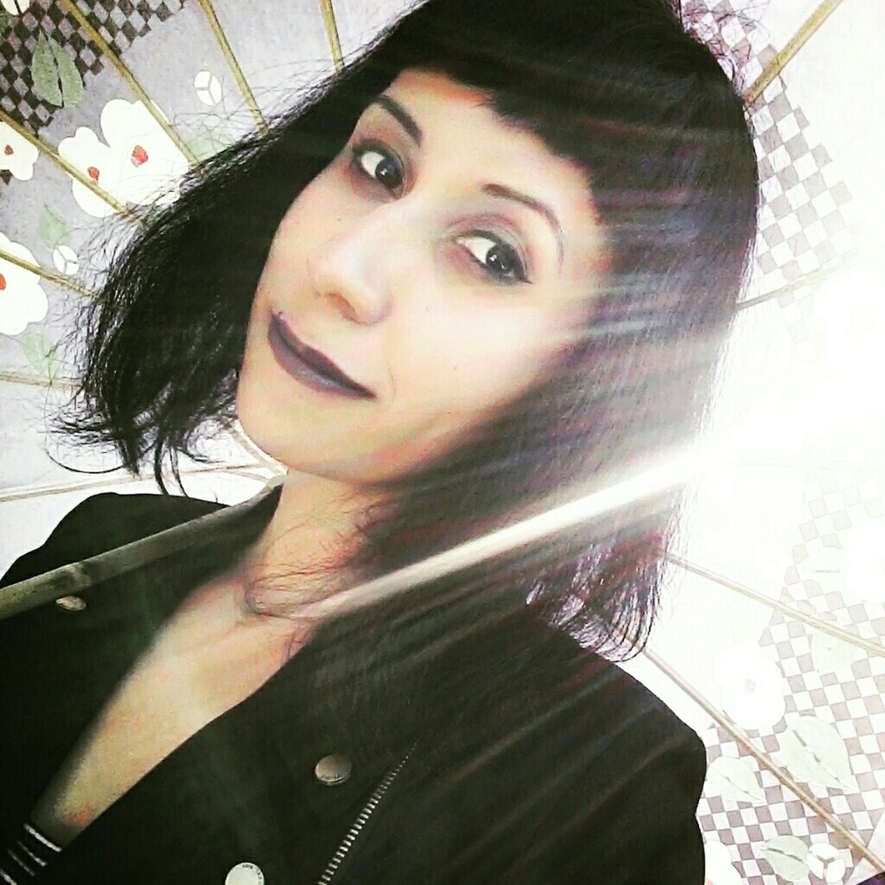 Meet your Posher, Asha