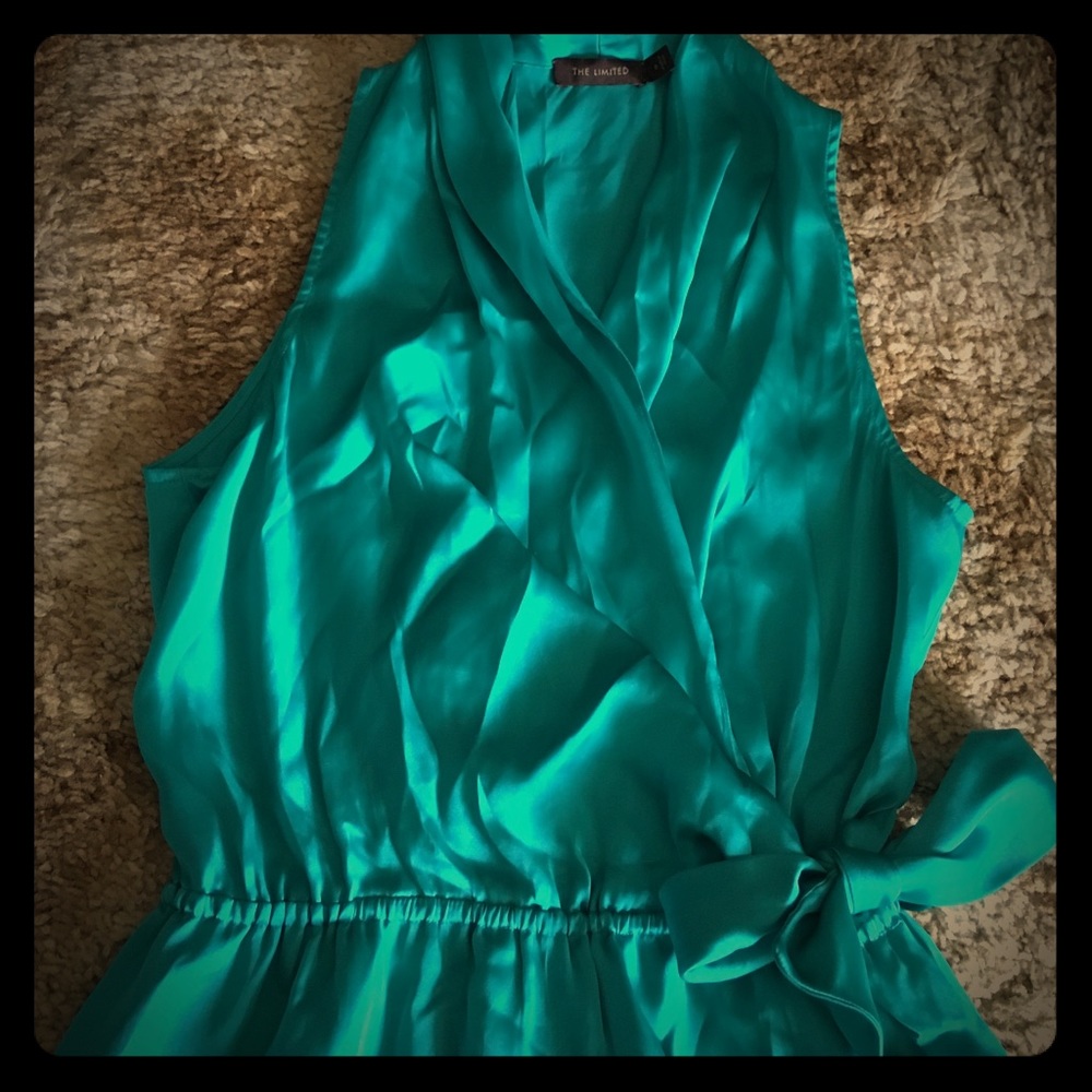 The Limited Sleeveless Green Formal Dress - Picture 2 of 5