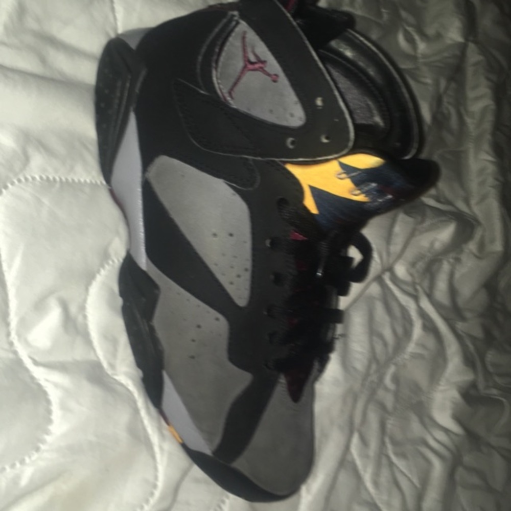 Bordeaux 7 size 8.5