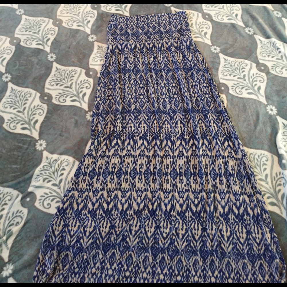 Maxi skirt