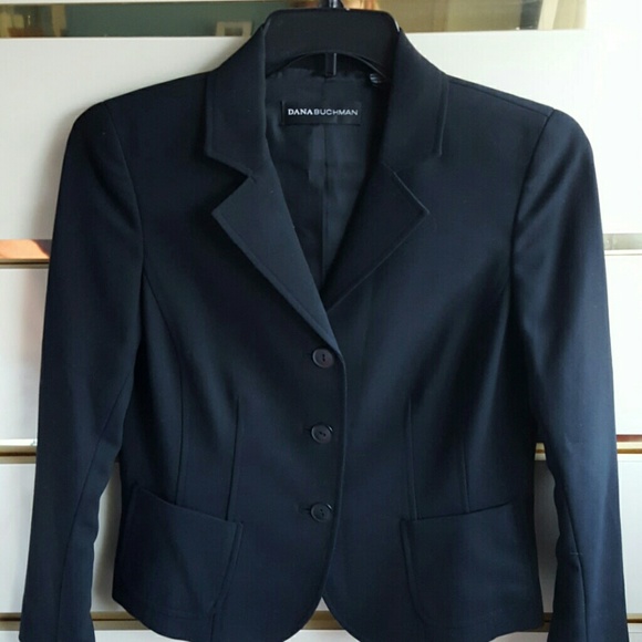Dana Buchman Jackets & Blazers - ✨BLAZER !! ✨ LIKE NEW