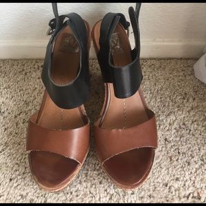 Dolce Vita Black and Tan Cork Wedges