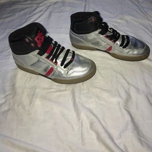 ‼️LAST CHANCE💥Metallic Osiris Shoes