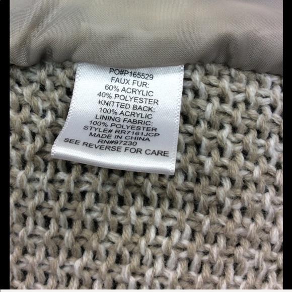 NWOT!! Almost Famous Faux Fur Vest - Picture 4 of 4