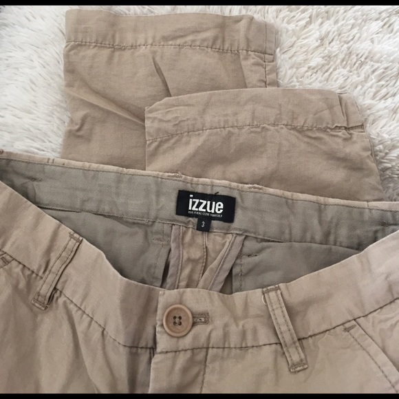 ☘️3 for $25☘️ Izzue Khakis Pants in Men - Picture 3 of 5