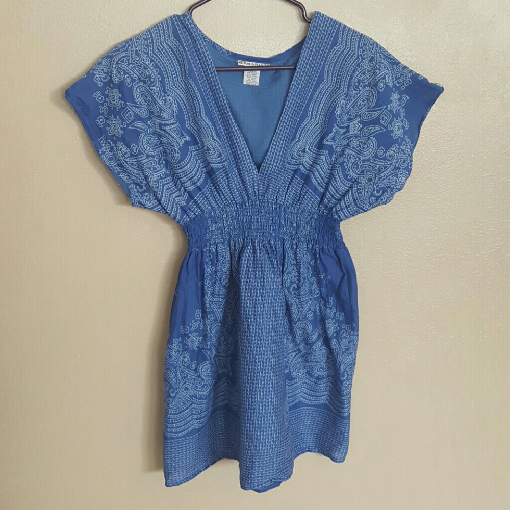 Blue dress or shirt.