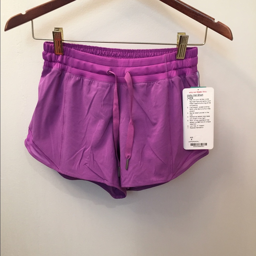Lululemon Hotty Hot Short long 4"