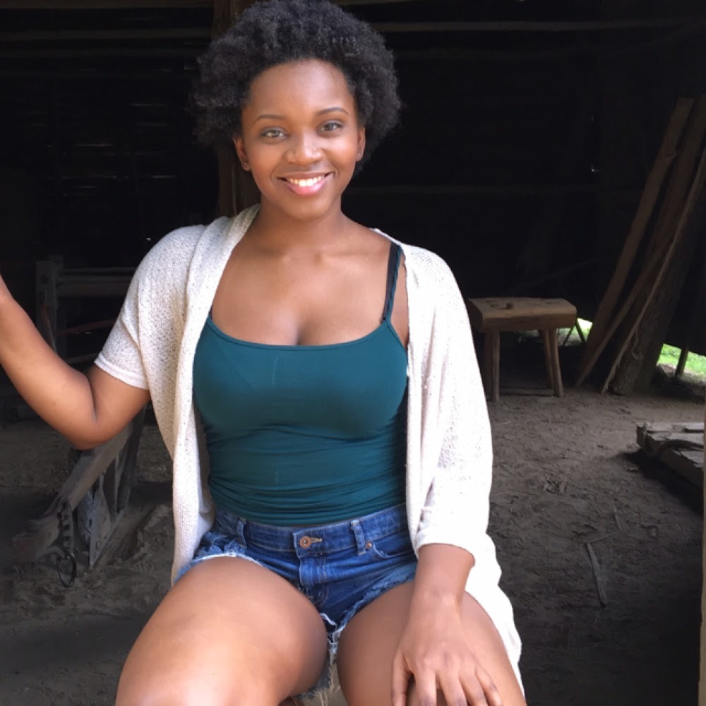 Meet your Posher, Christina