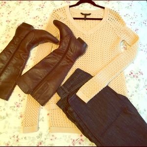 Small BCBG creme sweater