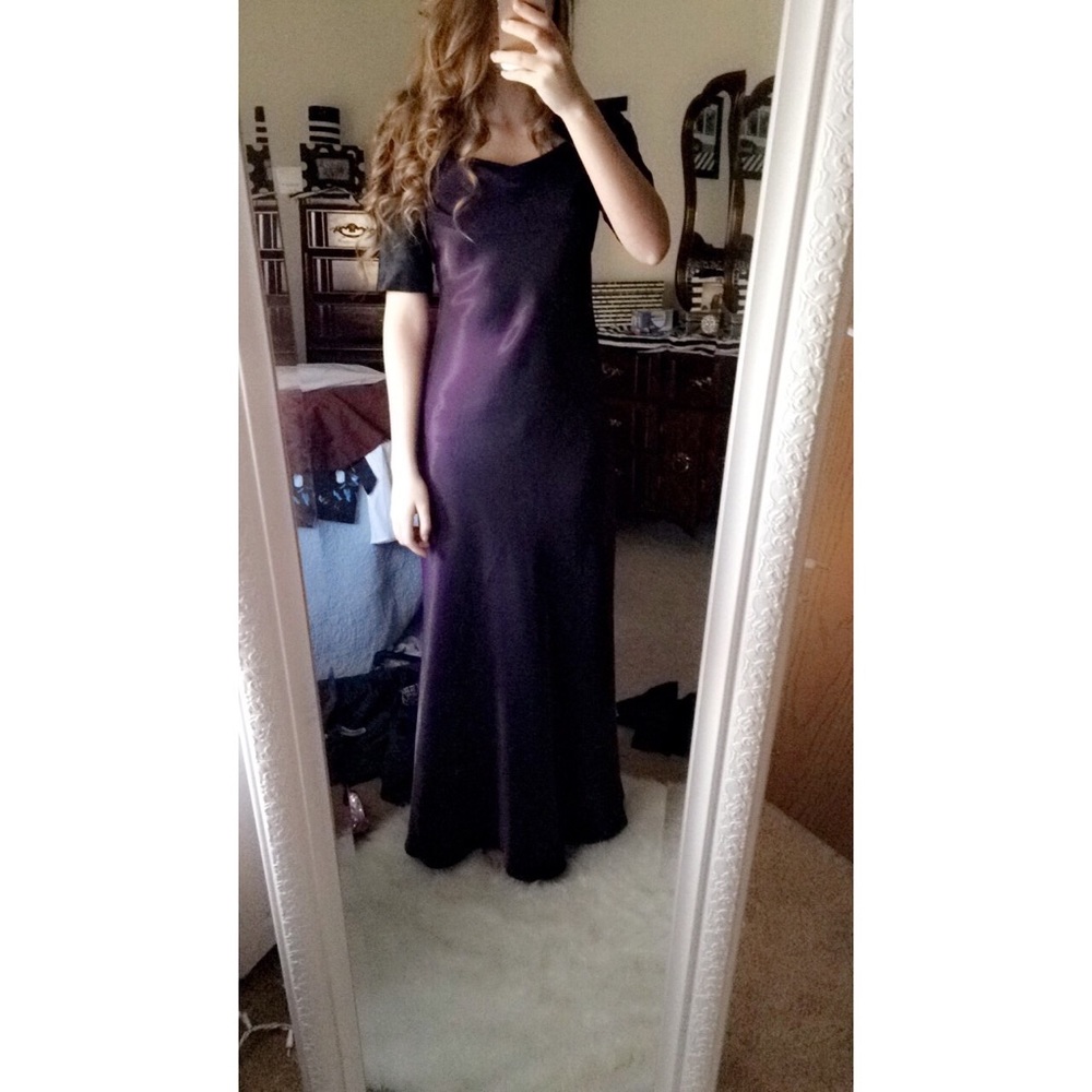 Elegant purple dress!