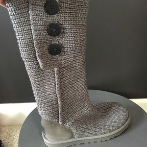 Sweater ugg boots - grey PRICE DROP