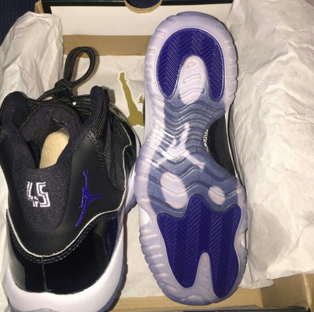 SPACE JAM 11S ??