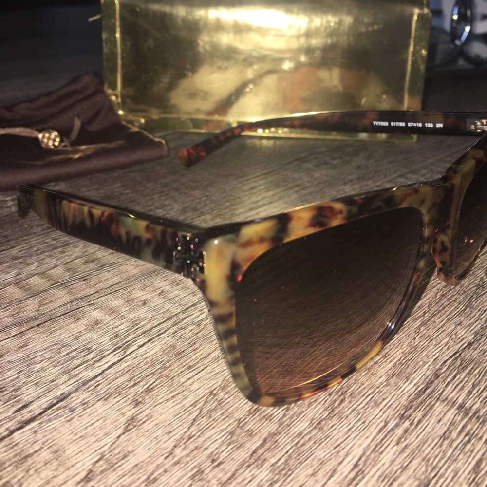 Tory Burch Ladies Sunglasses Brown