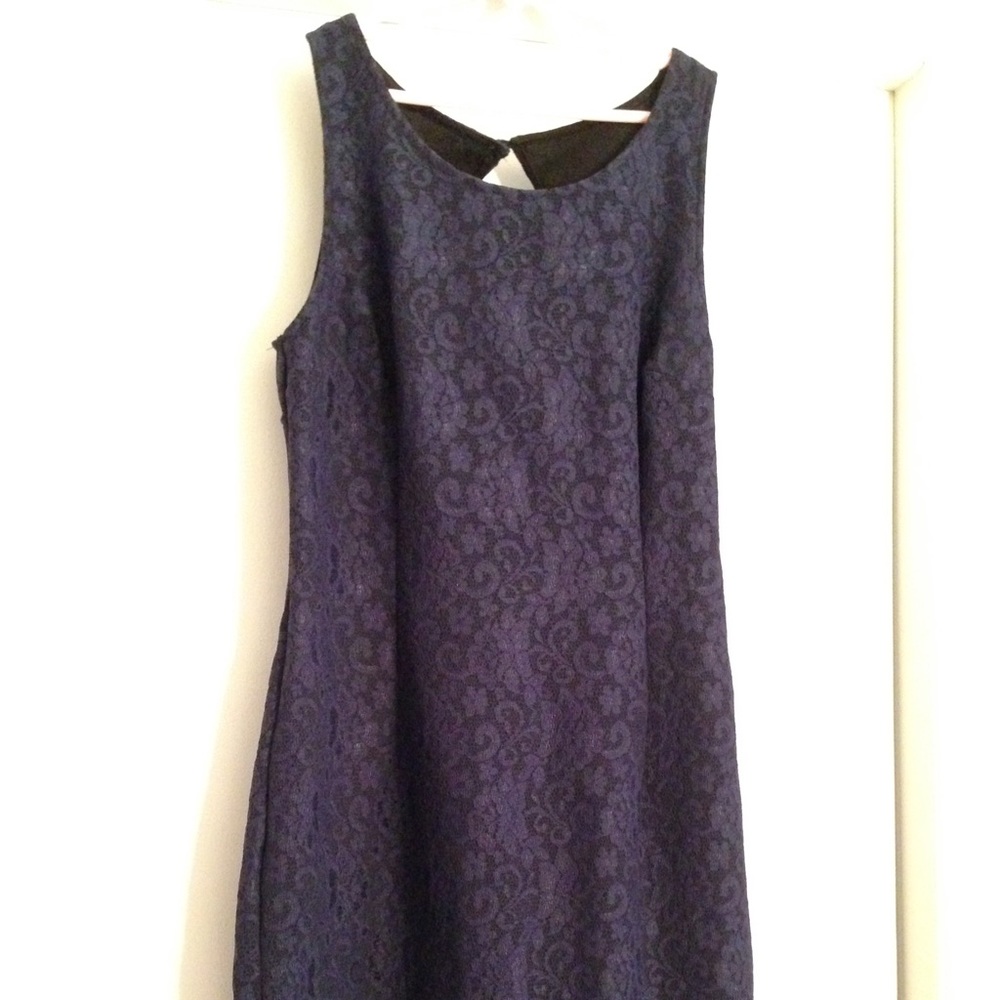 Jennifer Lopez Women's Blue Lace Dress- beautiful!