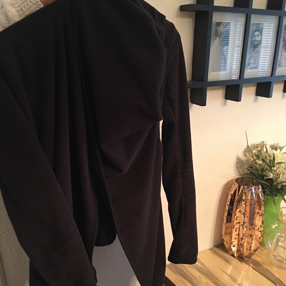 Lululemon fleece wrap 6