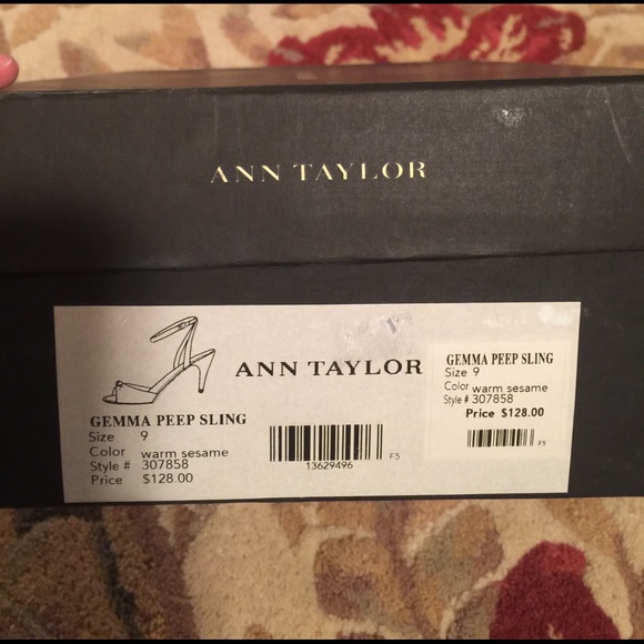 New in Box ANN TAYLOR Gemma Slingback Heels - Picture 4 of 4