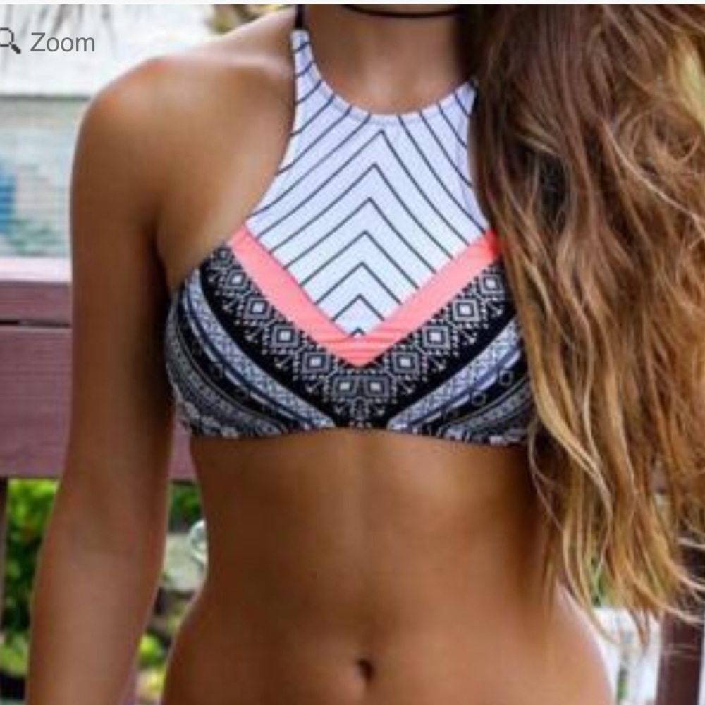 🌻PRICE DROP.........LADIES BIKINI 👙
