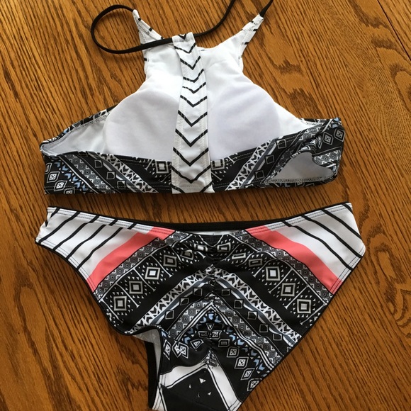 🌻PRICE DROP.........LADIES BIKINI 👙 - Picture 5 of 7