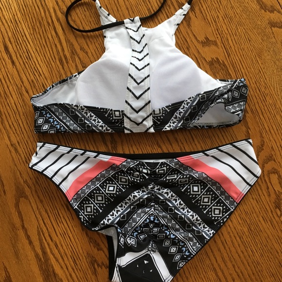 🌻PRICE DROP.........LADIES BIKINI 👙 - Picture 6 of 7