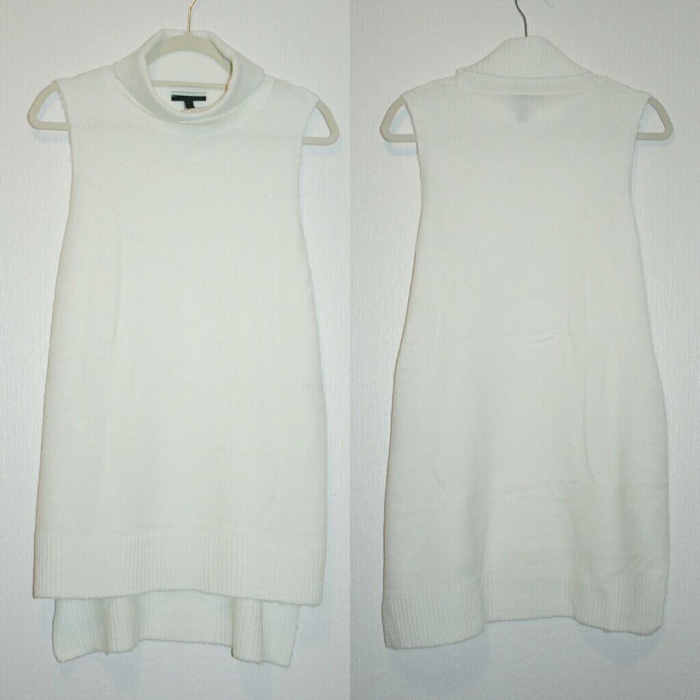 Cream High-Low Sleeveless Turtleneck Sweater NWOT - Picture 2 of 4