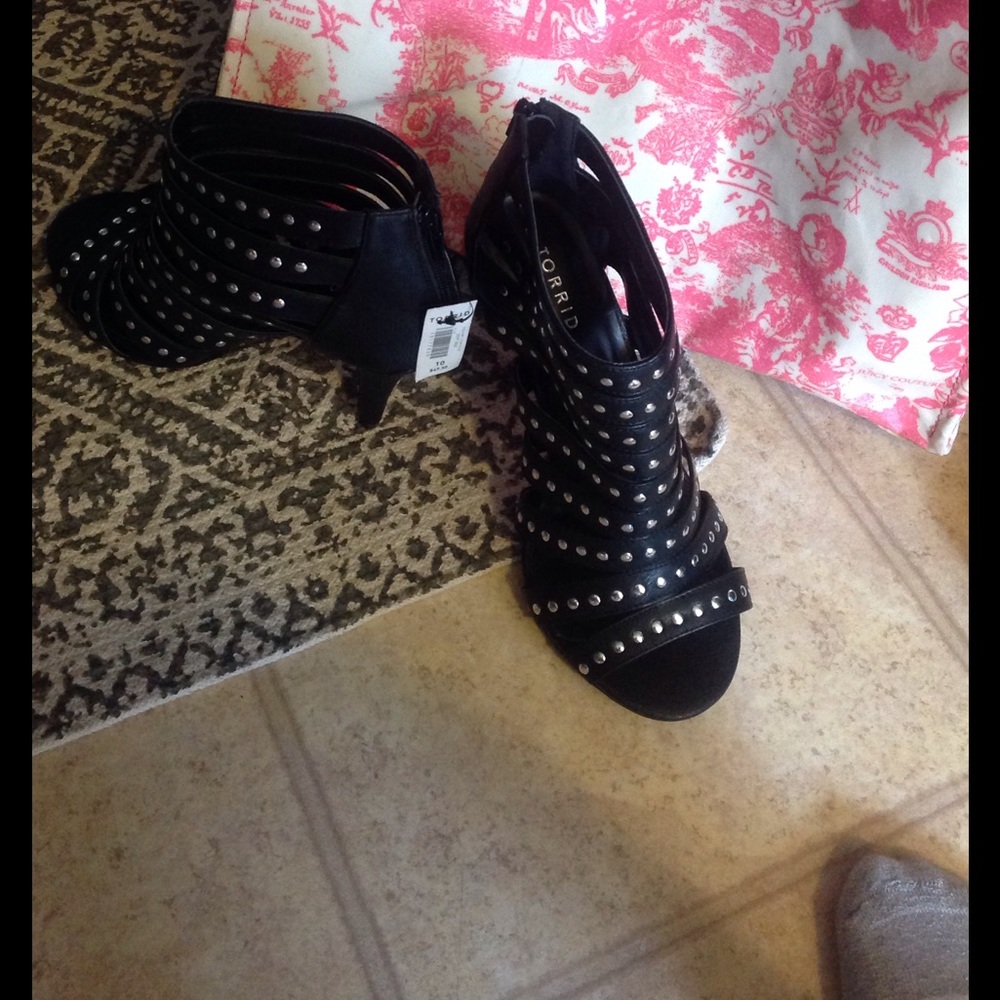 Torrid shoes