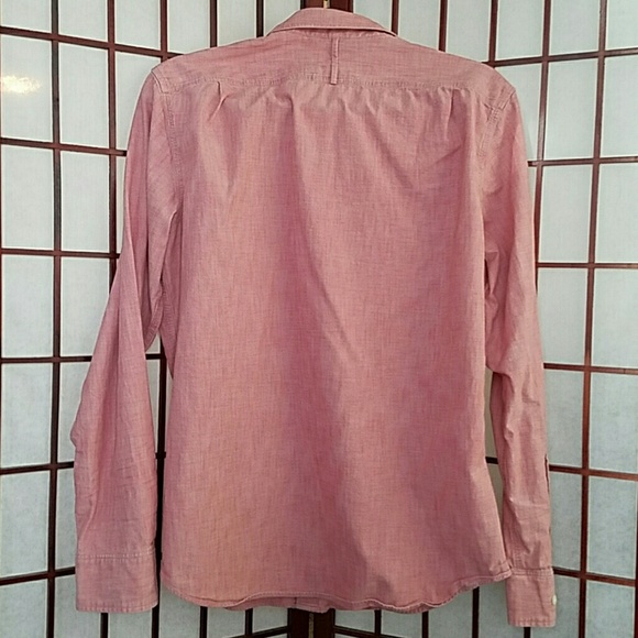Banana Republic Light red men's button-down dress shirt. Size M 15-15.5" collar - Picture 2 of 3