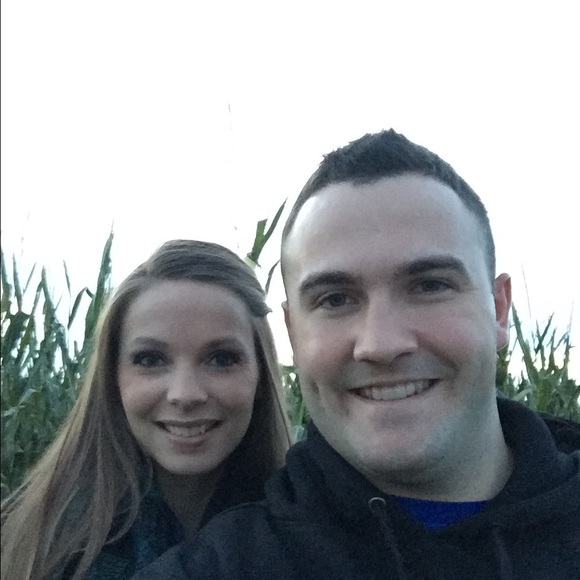 Meet your Posher, Shannon - Picture 1 of 1