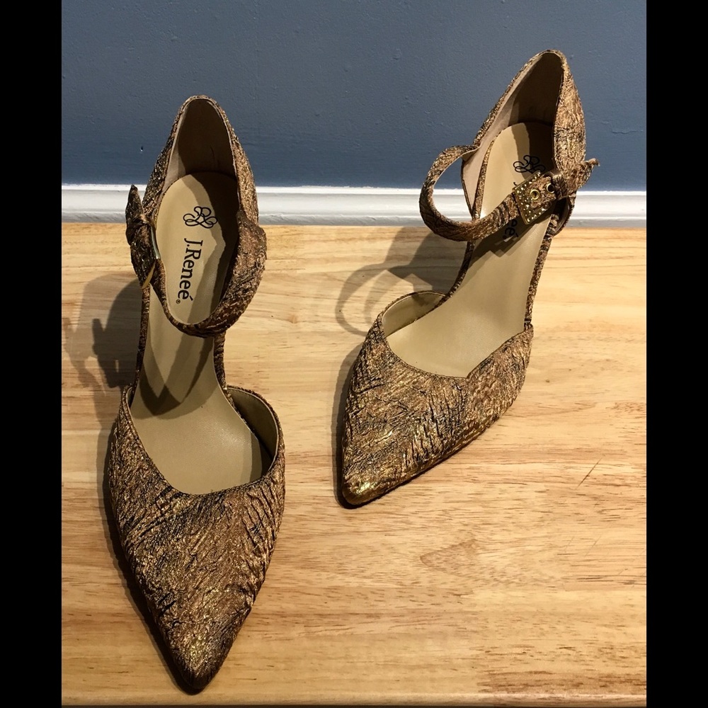 Stunning and Romantic 🌹J. Renee' Shoes🌹NEW!!