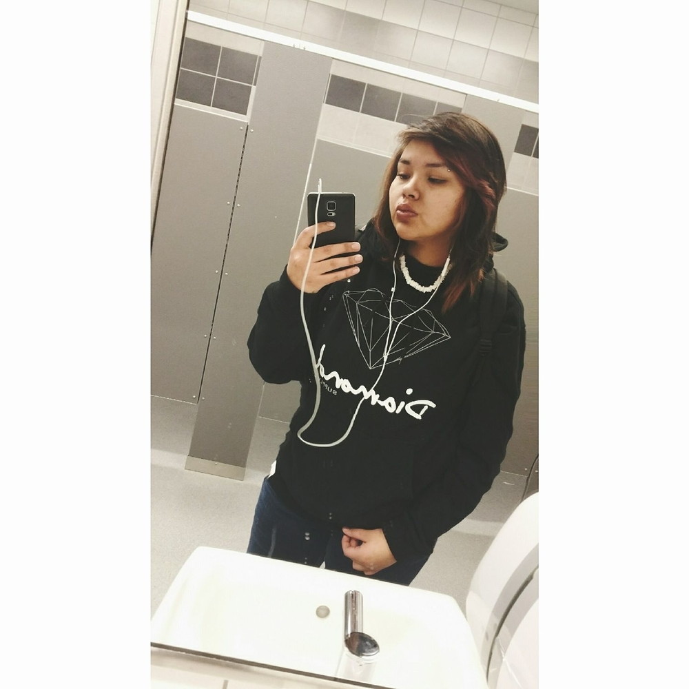 Meet your Posher, Jayjaee