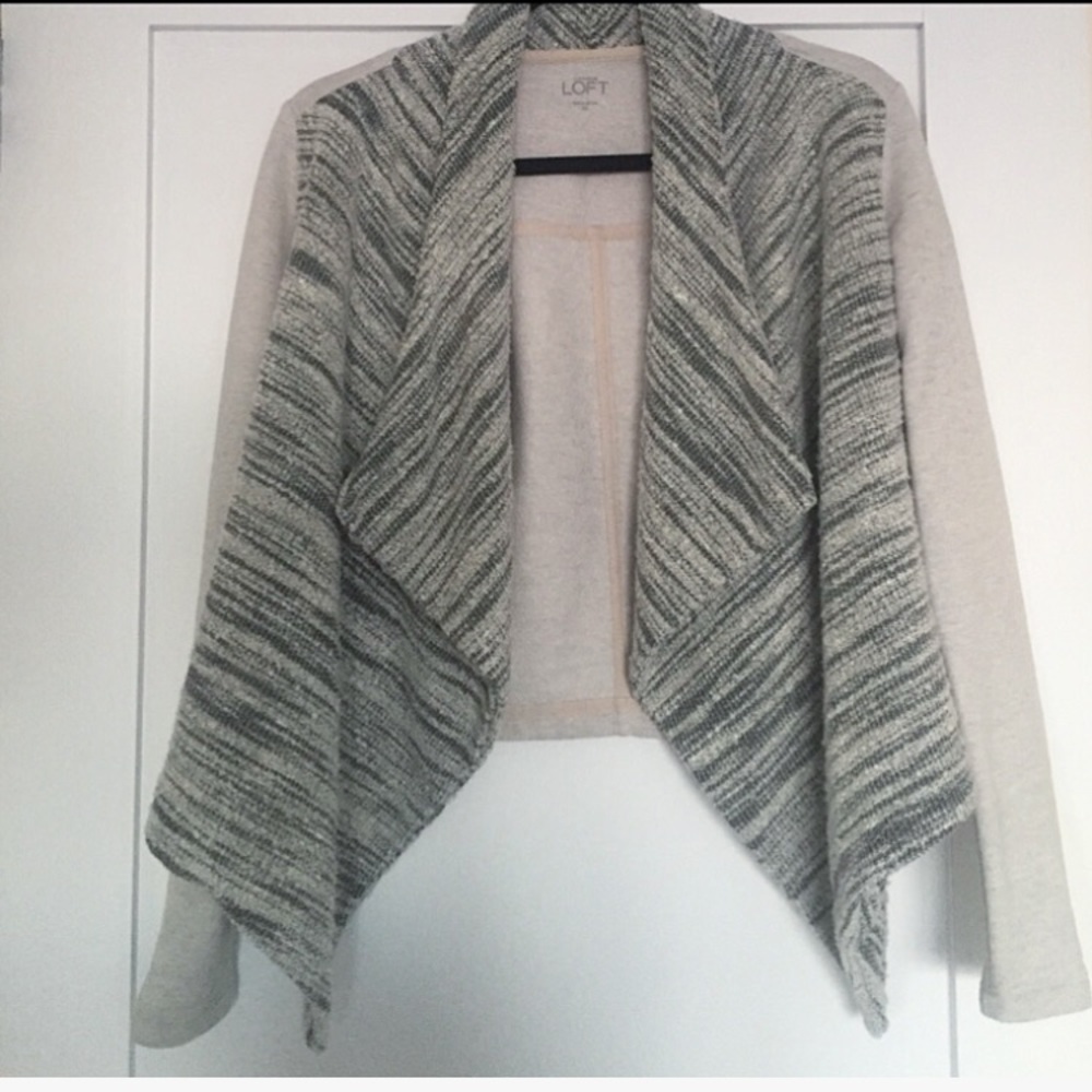 Ann Taylor LOFT Grey Cardigan XS