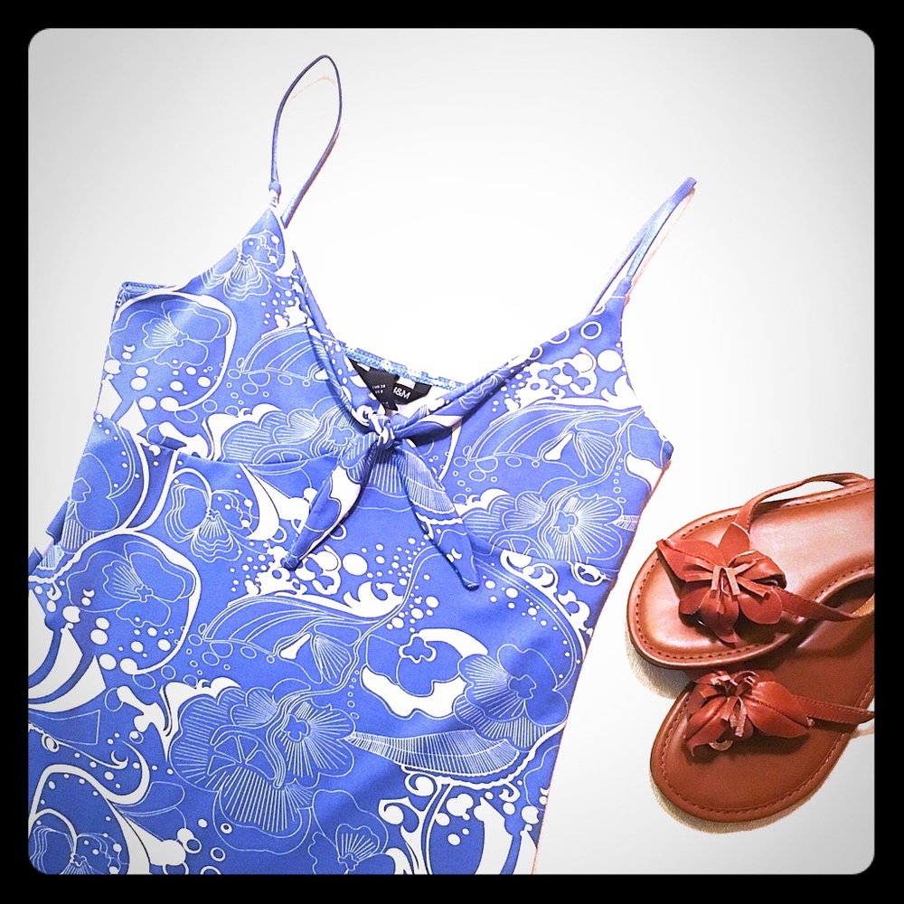 🌸 NWOT H&M Chic Style Sun Dress
