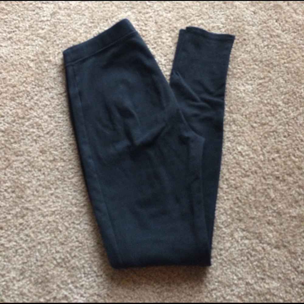 🚫 SOLD🚫 A&F High waist leggings