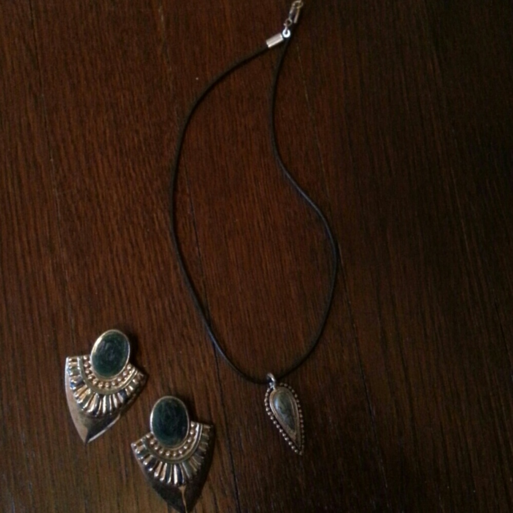 Navajo style Earrrings and Necklace