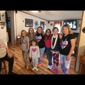 Meet your Posher, Chloe