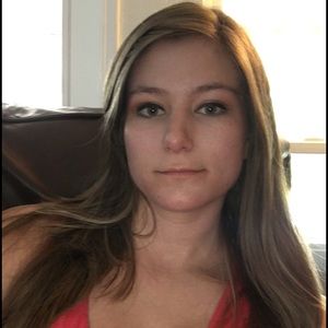 Meet your Posher, Jaclyn