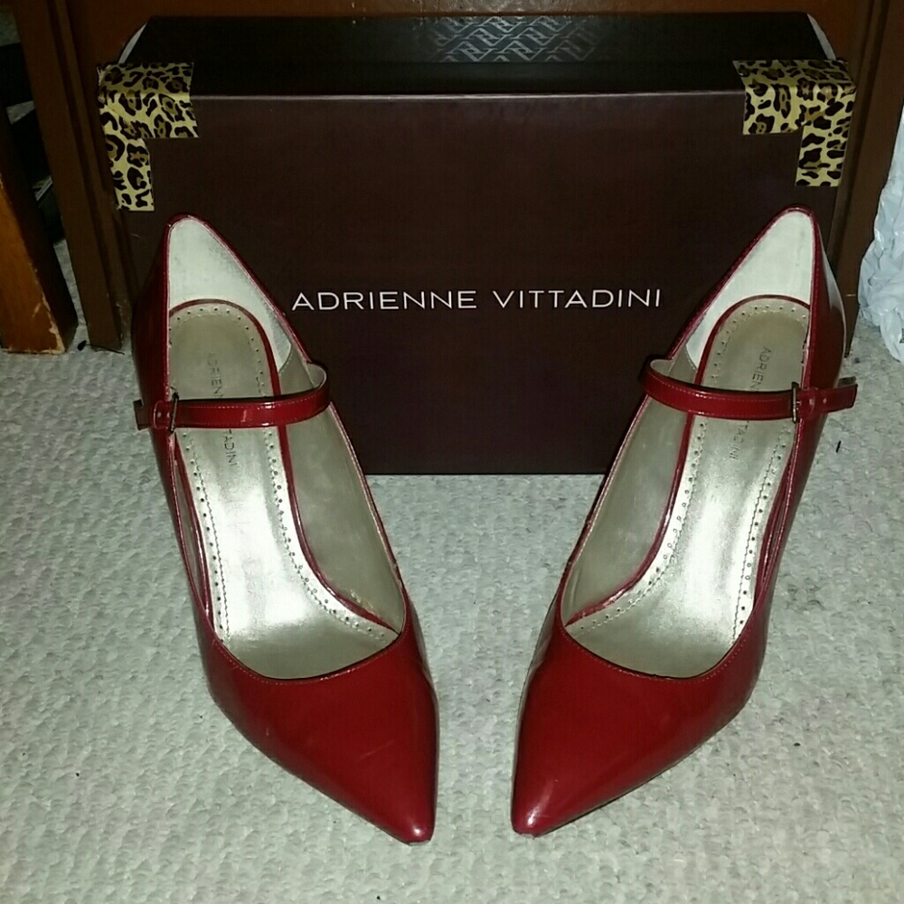 Adrienne Vittadini Kaylee Red Heels