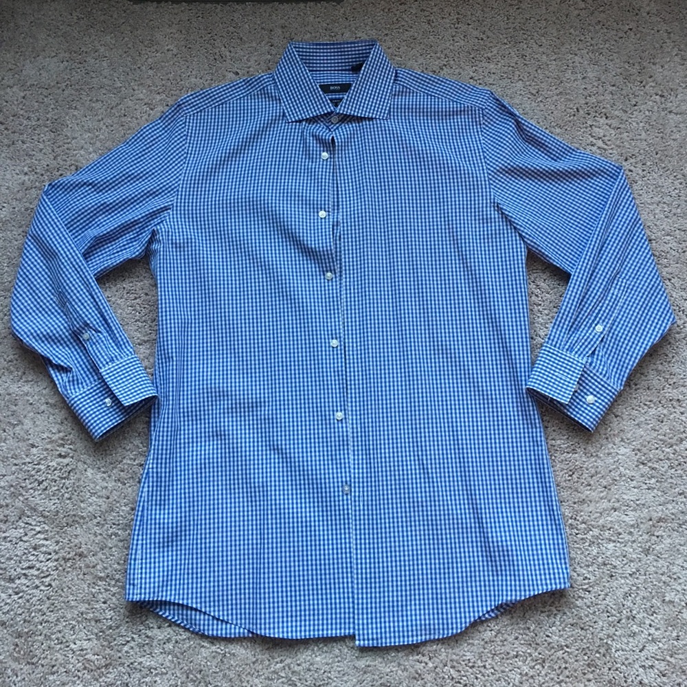 SALE!! HP! 🎉Boss Slim Fit Button Down