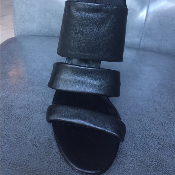 New Calvin Klein strappy heels - Picture 2 of 4