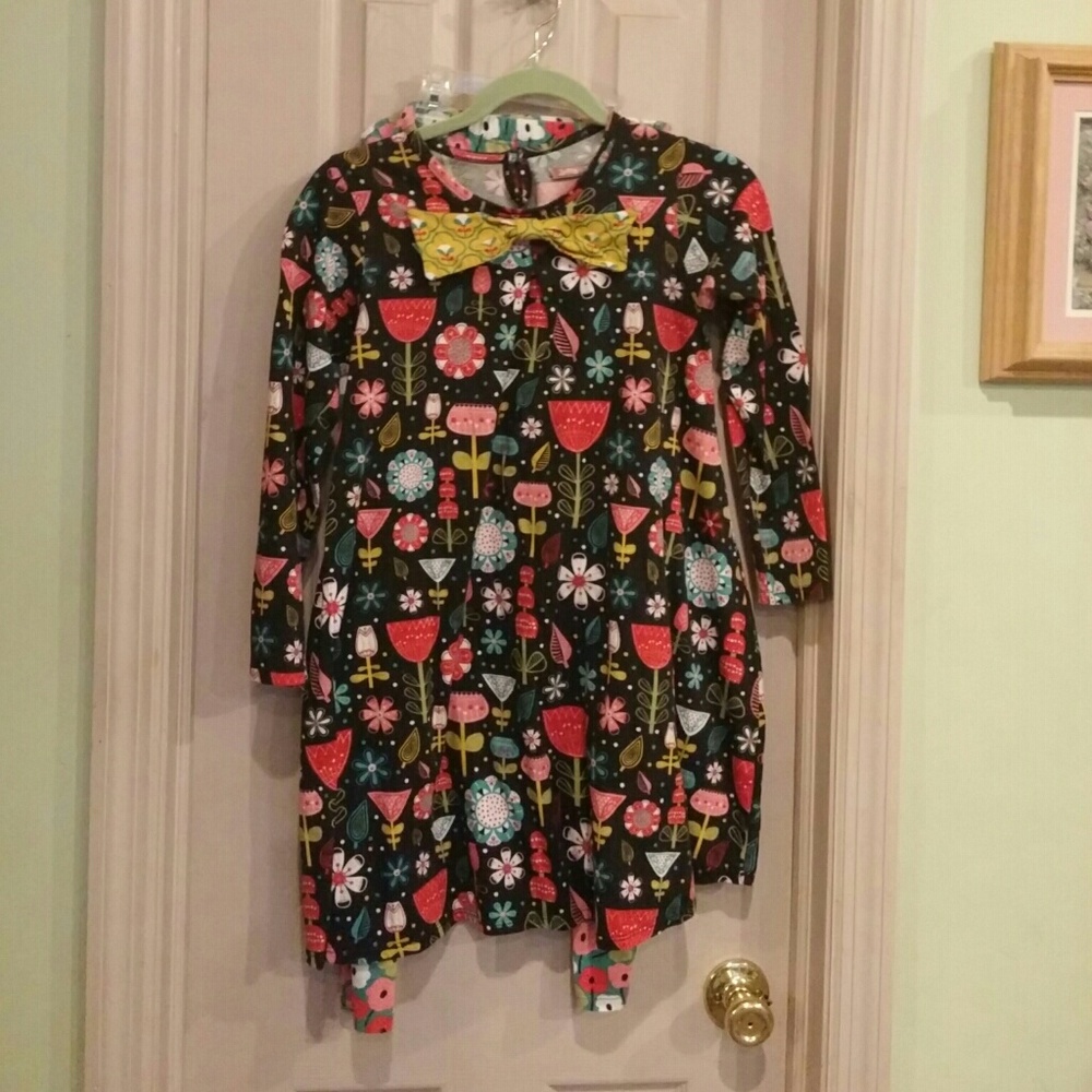 Two piece tunic/dress with contrasting leggings