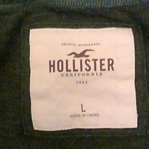 Hollister olive green short sleeved swear