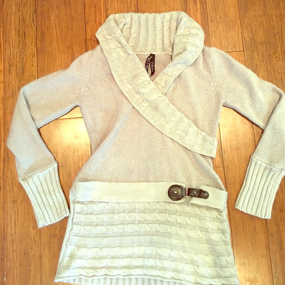 Grey belted sweater