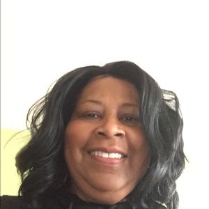 Meet your Posher, Cynthia