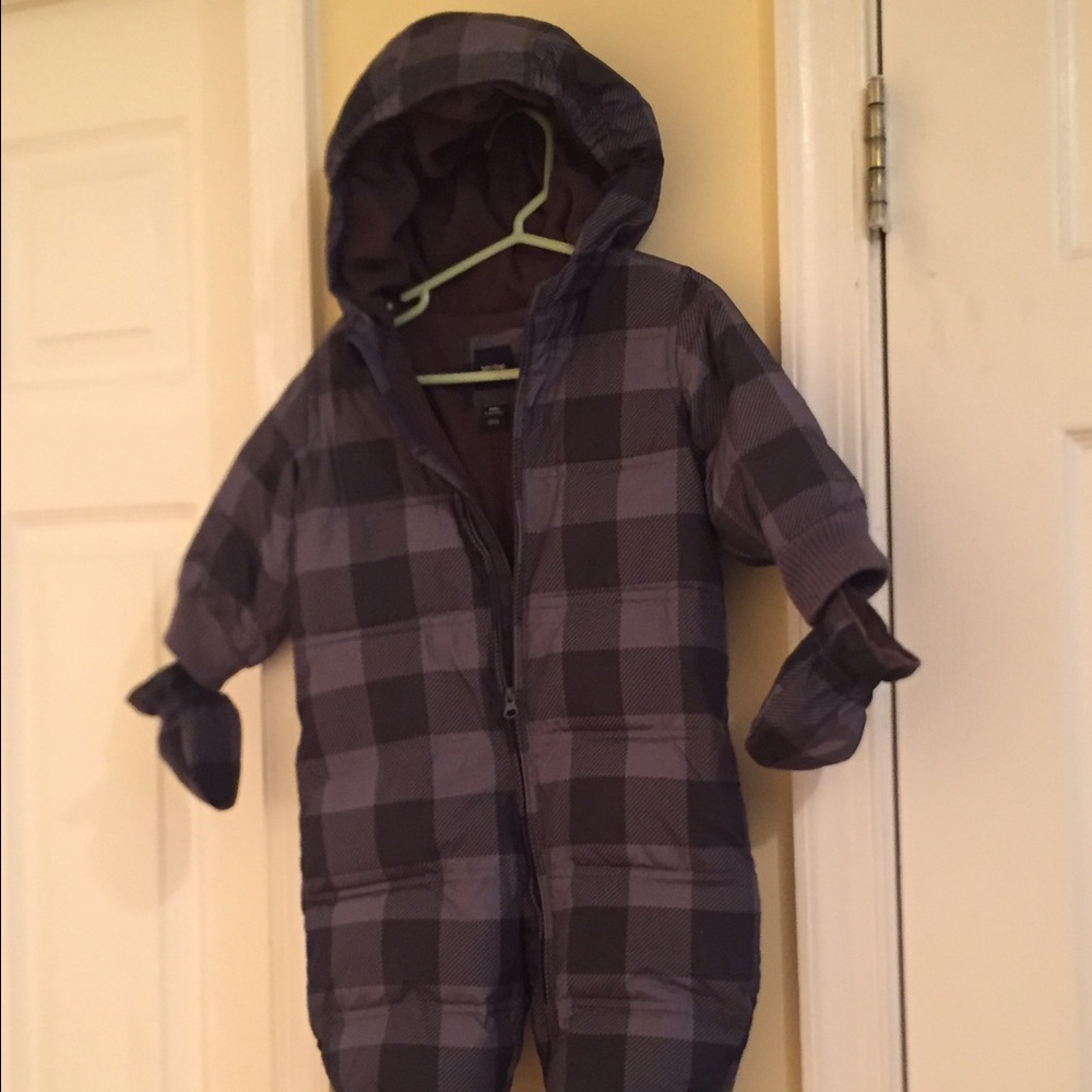 Baby Gap Snowsuit 6-12 months